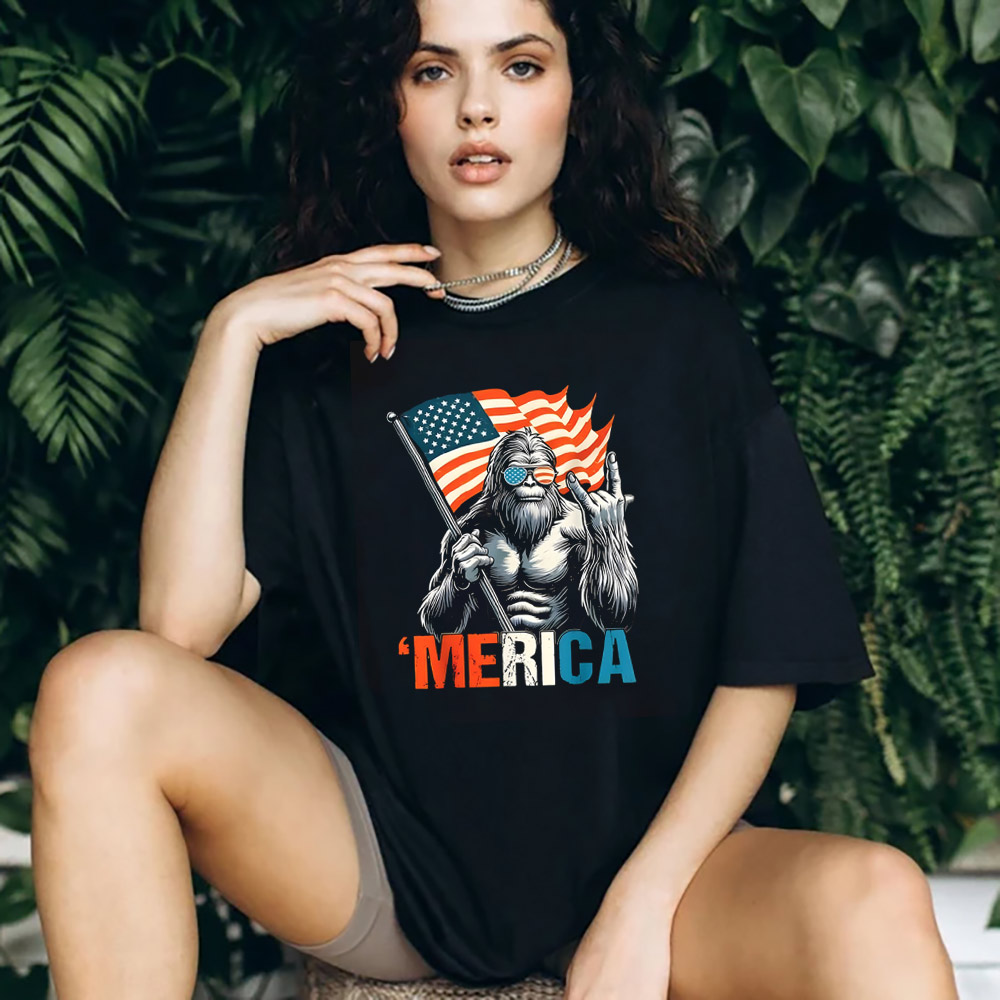 4th Of July 'Merica Sasquatch Bigfoot T-shirt 4th Of July 'Merica Sasquatch Bigfoot T-shirt