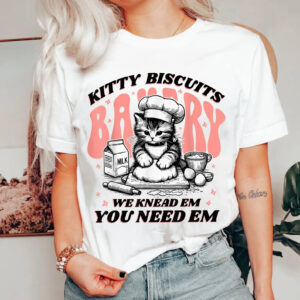 Adorable Kitty Biscuits Bakery, Cat Baking Cake Comfort Colors T shirt 1