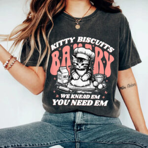Adorable Kitty Biscuits Bakery, Cat Baking Cake Comfort Colors T shirt 3