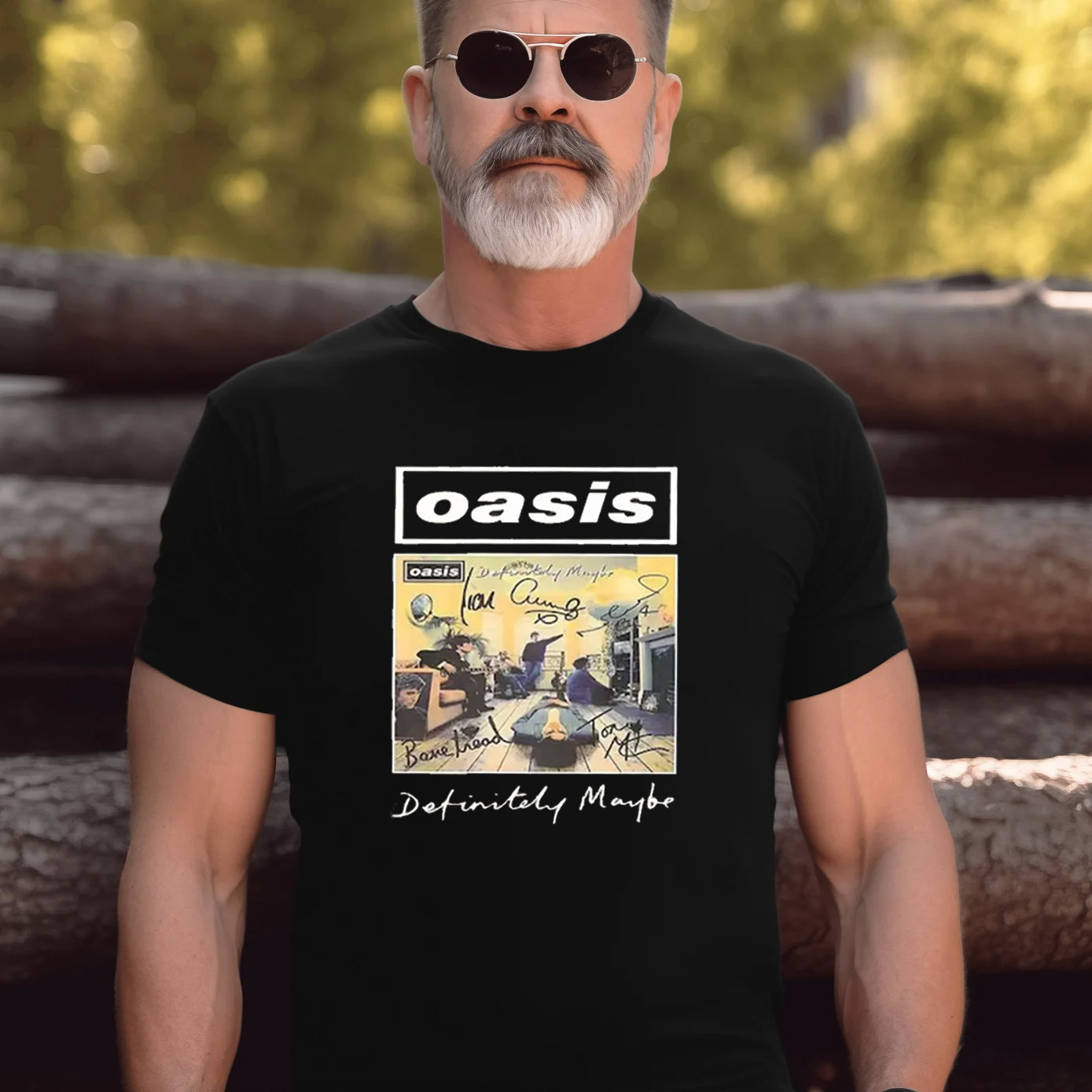 Definitely Maybe Oasis Tour 90s T-shirt Definitely Maybe Oasis Tour 90s T-shirt