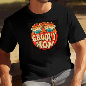 Groovy Mom 70s Aesthetic Nostalgia Retro Mom T shirt 1