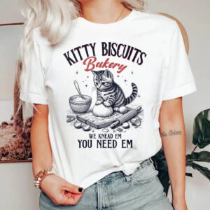 Kitty Biscuits Bakery Funny Cat Kneading T-shirt Kitty Biscuits Bakery Funny Cat Kneading T-shirt