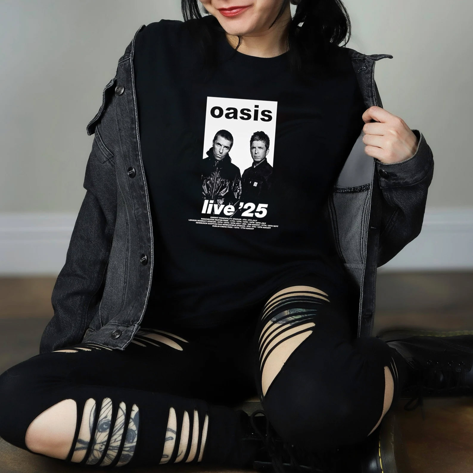 Music Festival Oasis Live 25 Tour Dates T-shirt Music Festival Oasis Live 25 Tour Dates T-shirt