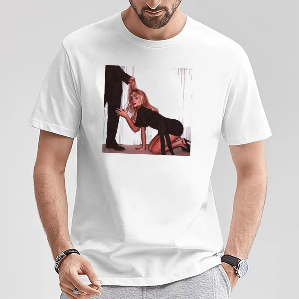 Sabrina Carpenter Man’s Best Friend Album Vintage Style Tee Sabrina Carpenter Man’s Best Friend Album Vintage Style Tee