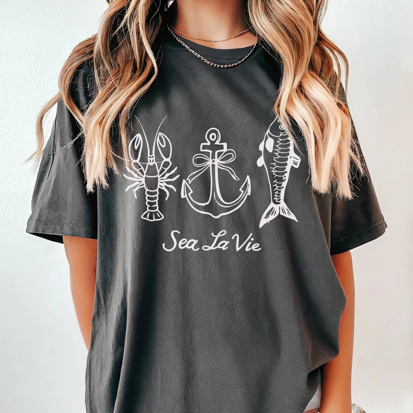 Sea La Vie Comfort Colors T-shirt Sea La Vie Comfort Colors T-shirt