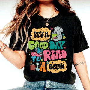 It’s A Good Day To Read A Book Piggie Elephant Tee It’s A Good Day To Read A Book Piggie Elephant Tee