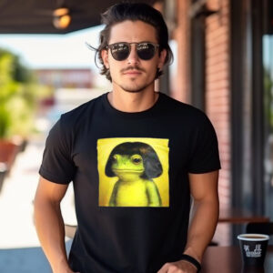 Lady Frog With Hair Funny Frog Meme T shirt 2